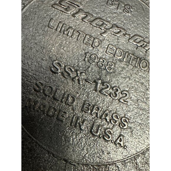 Snap-On Limited Edition 1983 Solid Brass Belt Buckle "Leading The Way" - Picture 7 of 7